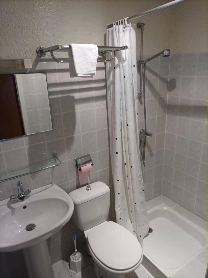 L' Auberge Campagnarde, Lourdes Poueyferré Zimmer foto